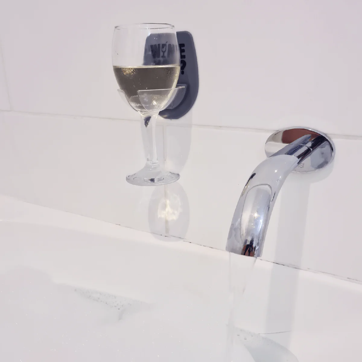 Bath Wine 🛀 - Stick On Wine Holder - Image 4