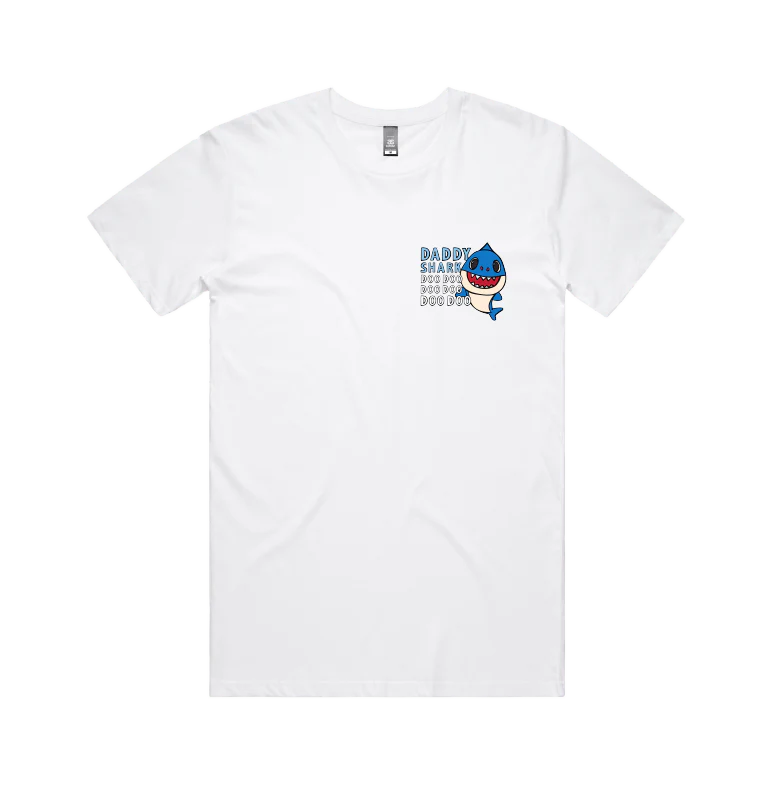 Daddy Shark 🦈 - Men's T Shirt - Image 14